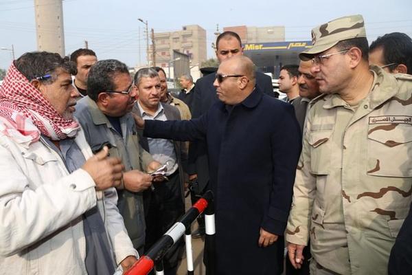محافظ المنوفية يشهد توزيع كراتين  تحيا مصر بمركز ومدينة قويسنا